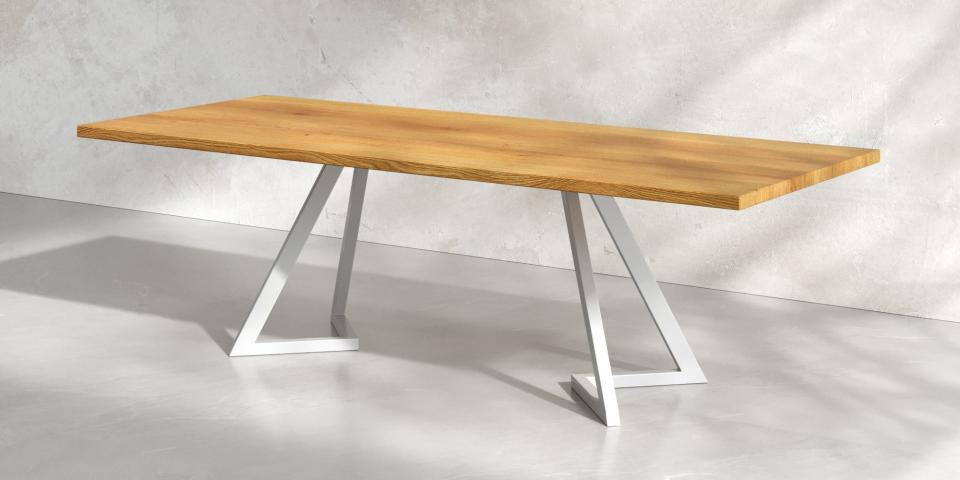 Eleganter Esstisch aus Eiche & Metallgestell E222 