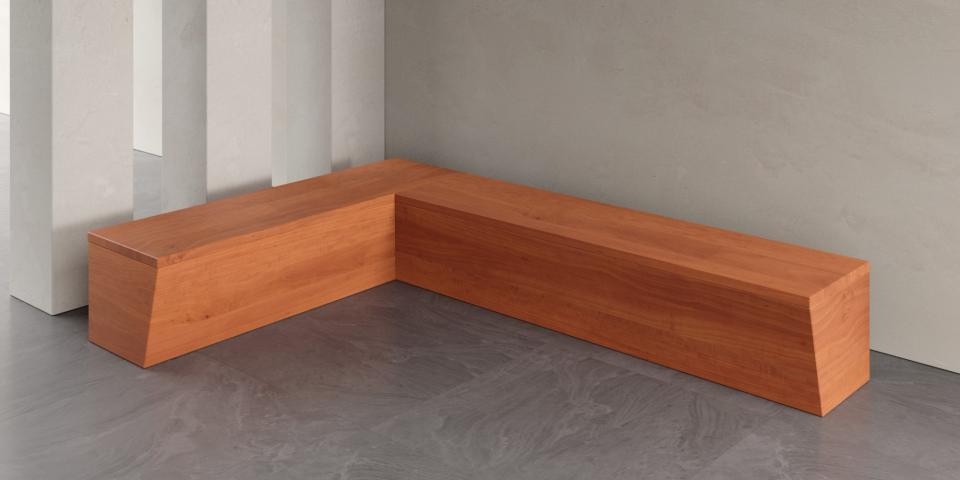 Maßgeschneiderte Design Holzbank aus Kirschbaum B32 